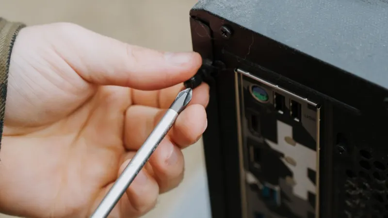 Jak wycena naprawy zależy od modelu laptopa