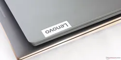 Lenovo IdeaPad S740 – baterie i zasilacze